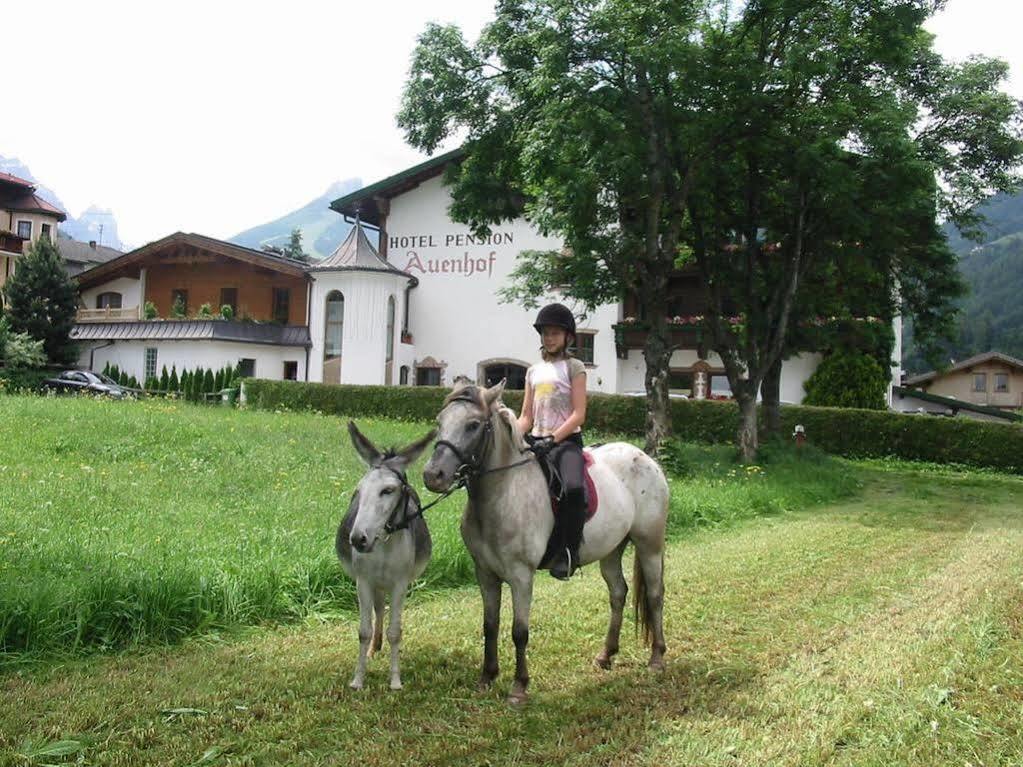 Familien- & Vitalhotel Auenhof Fulpmes Esterno foto